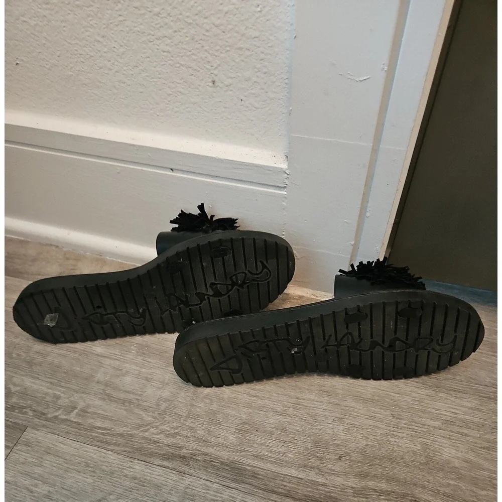 Dirty Laundry great used